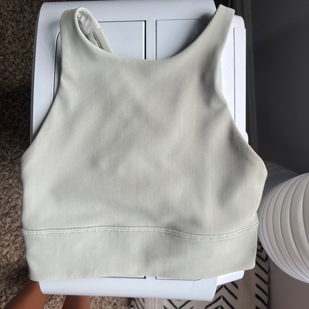 LULU LEMON TOP